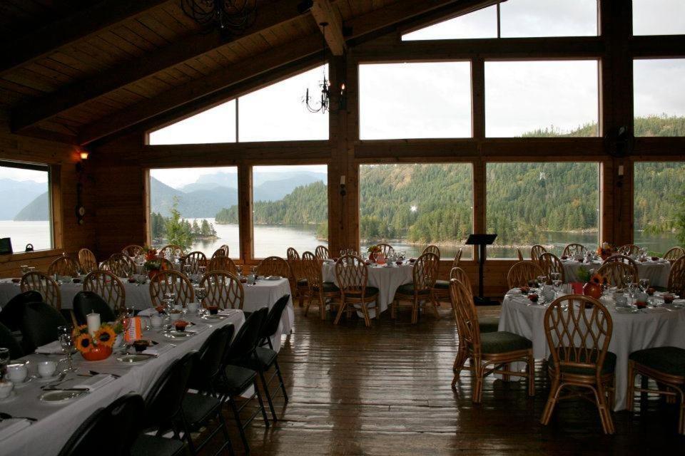 West Coast Wilderness Lodge Egmont Exterior photo